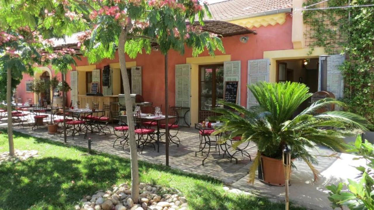 Vinauberge Poilhes Exterior photo